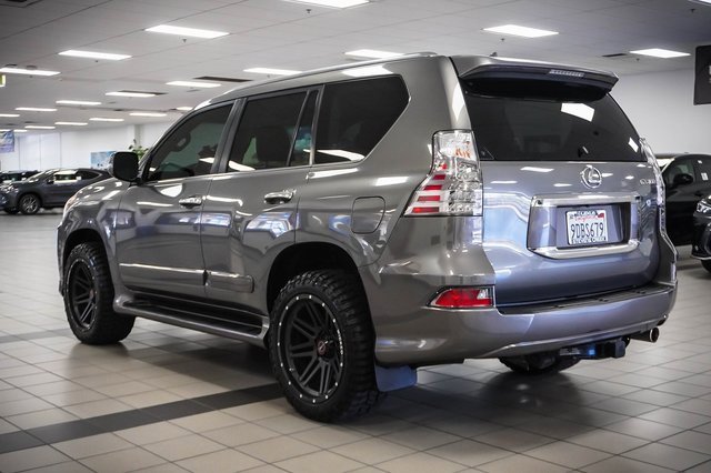 Used 2014 Lexus GX 460 image 8