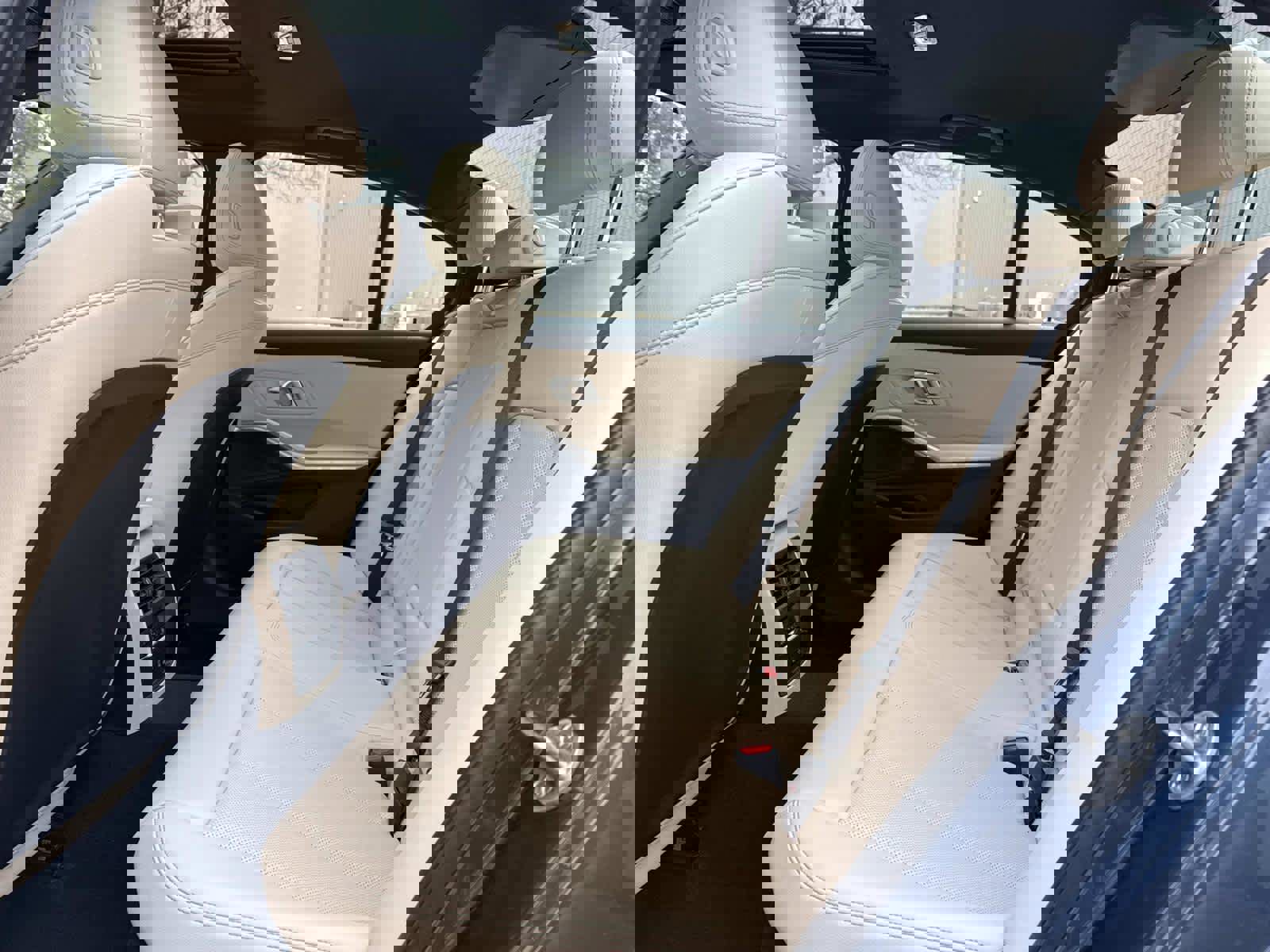 New 2026 BMW 330i xDrive 330i NA xDrive w/ Convenience Package image 15