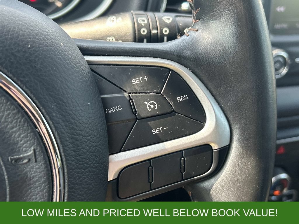 Used 2018 Jeep Compass Latitude w/ Cold Weather Group AWD/4WD image 22