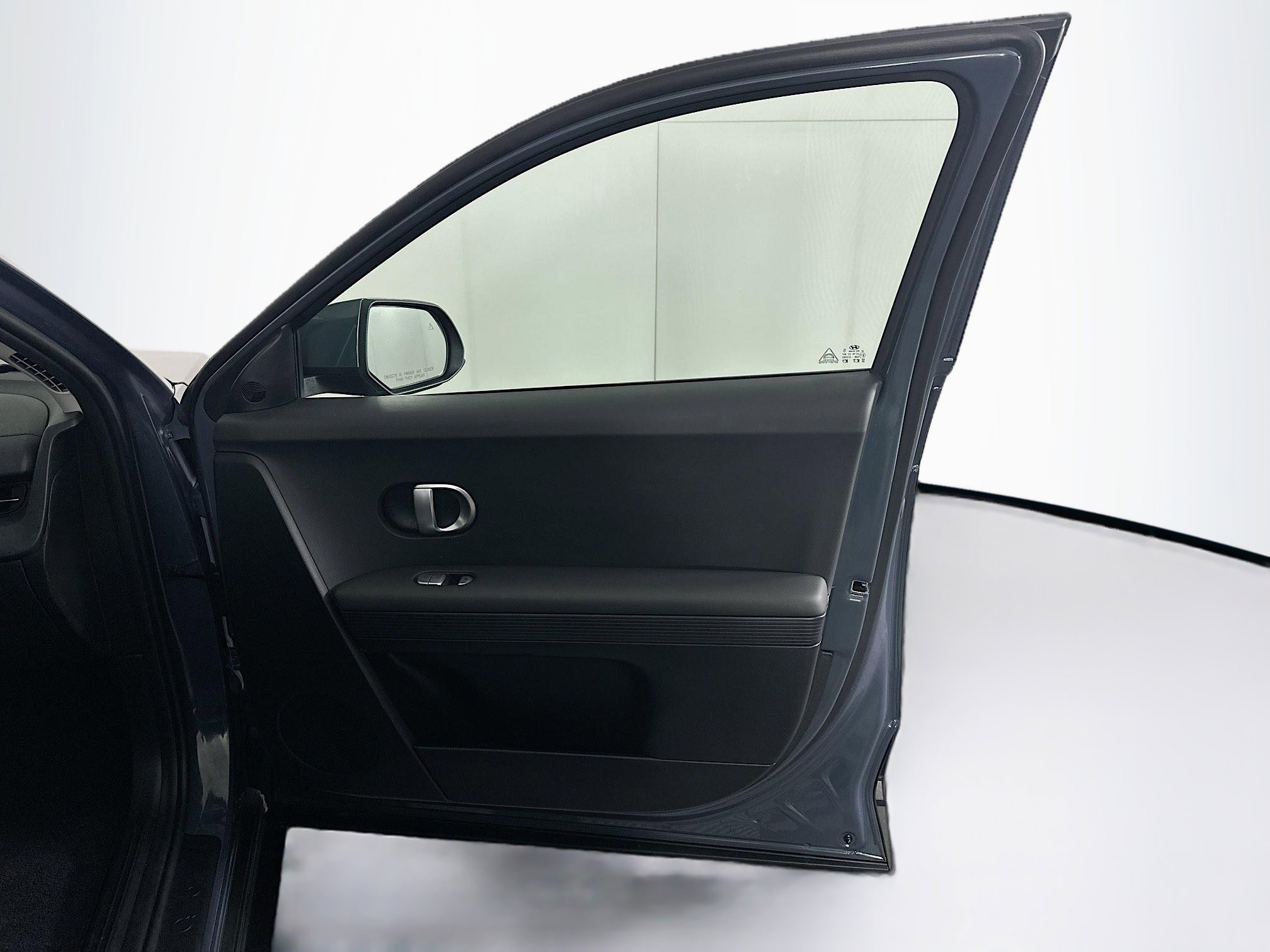 Used 2024 Hyundai Ioniq 5 SEL image 31