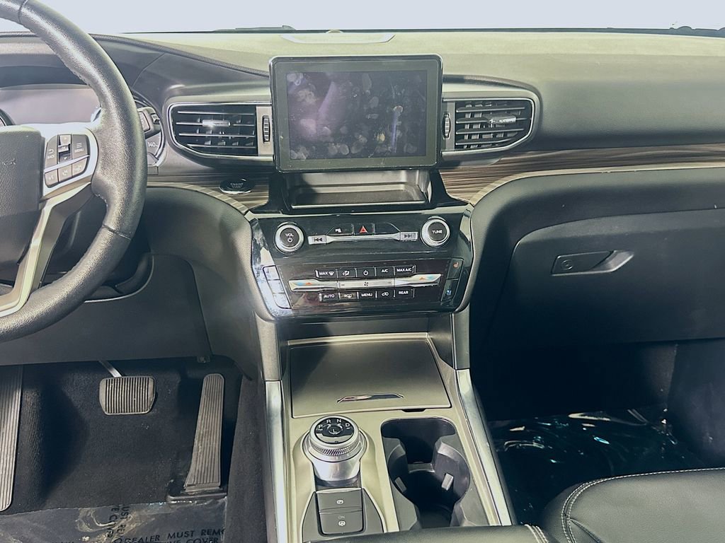 Used 2023 Ford Explorer Limited image 19