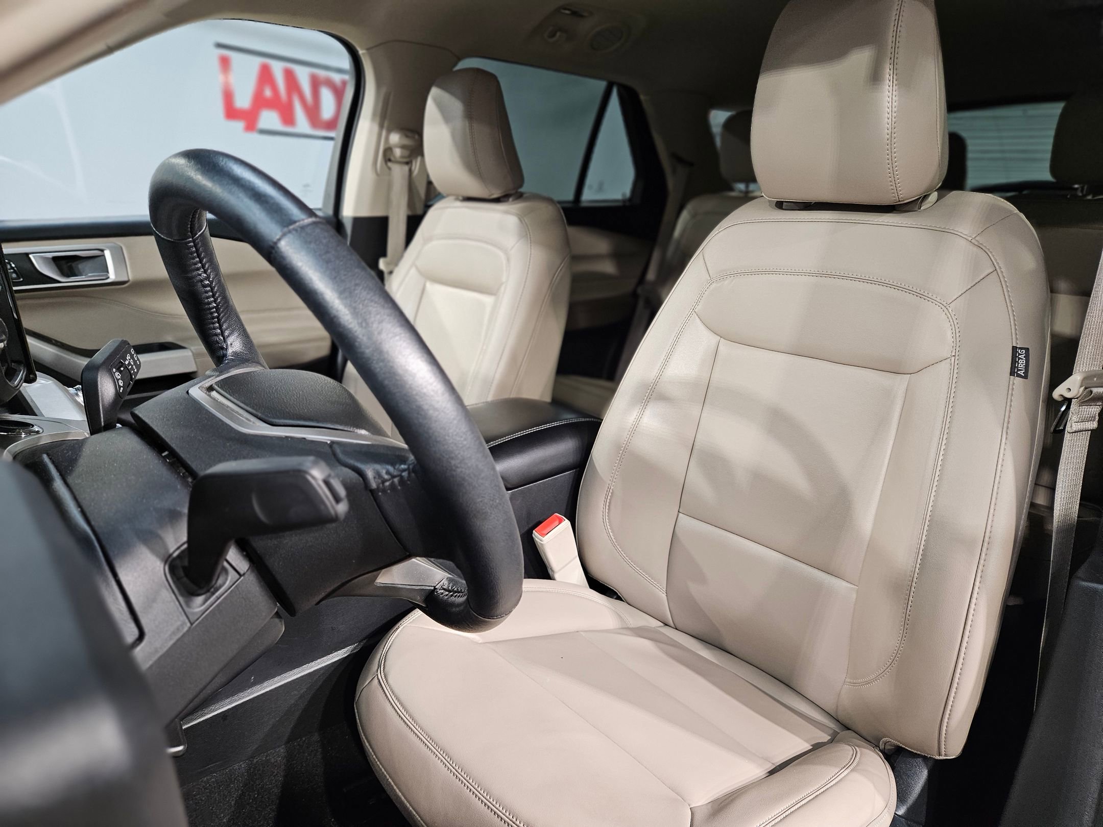 Used 2023 Ford Explorer XLT w/ Equipment Group 202A image 24