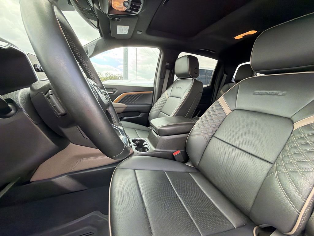 Certified 2024 GMC Canyon Denali image 16