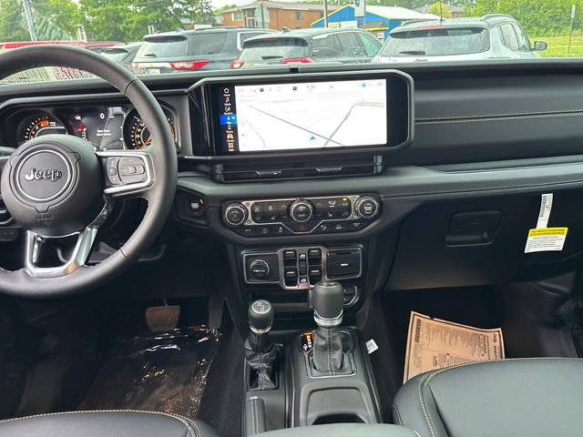 New 2026 Jeep Wrangler Unlimited Sahara AWD/4WD image 10