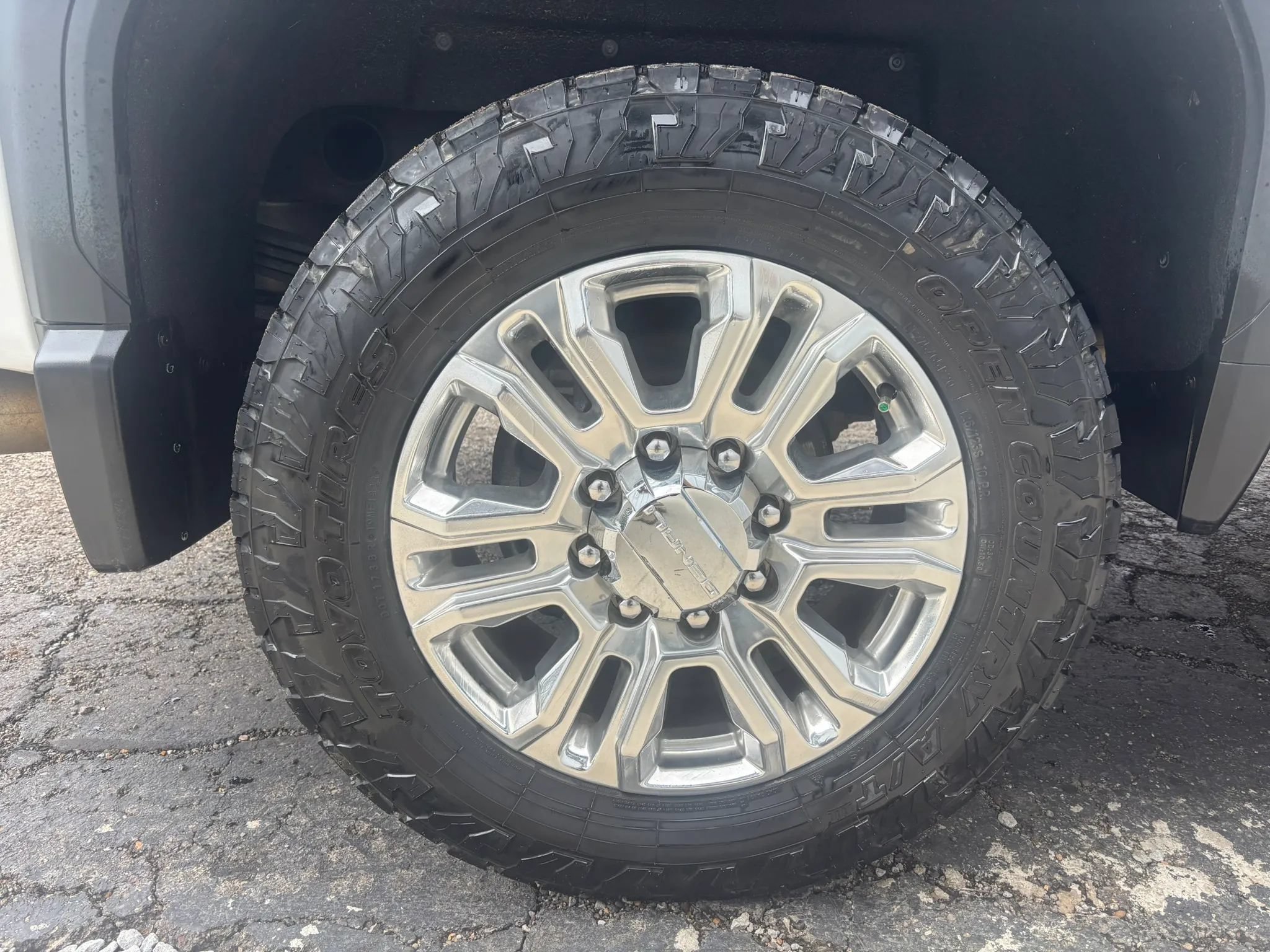 Used 2020 GMC Sierra 2500 Denali w/ Denali Ultimate Package AWD/4WD image 9