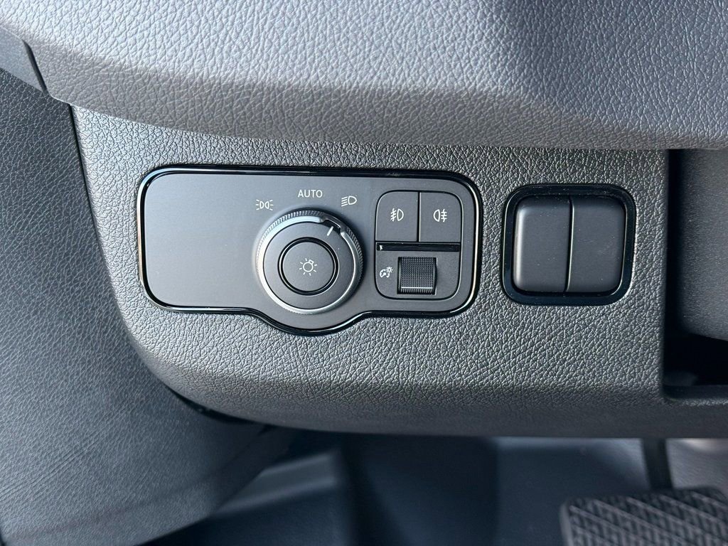 New 2025 Mercedes-Benz Sprinter 3500 image 13