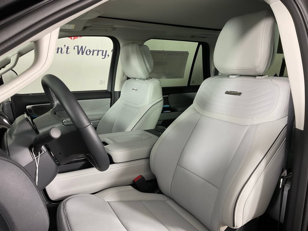 New 2026 Ford Expedition Max Platinum w/ Platinum Ultimate Package AWD/4WD image 14