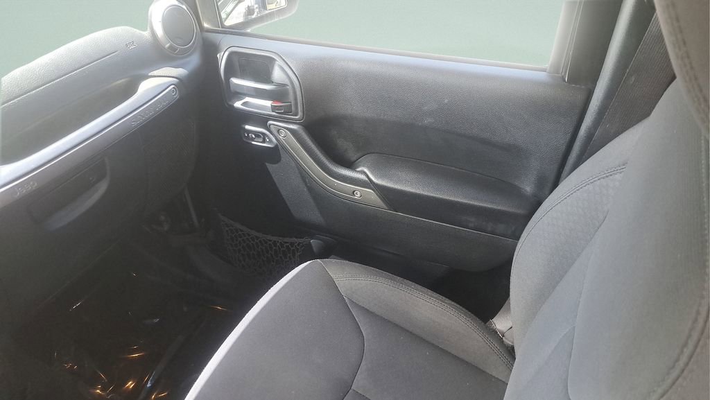 Used 2017 Jeep Wrangler Unlimited Sport w/ Quick Order Package 24S image 15