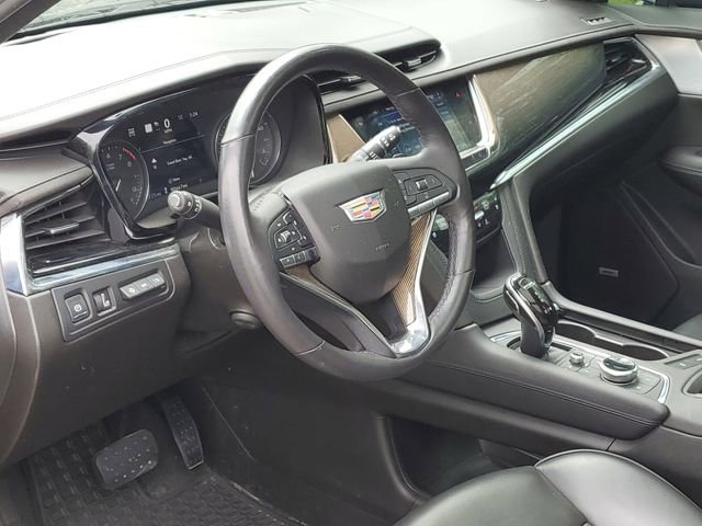 Used 2020 Cadillac XT6 Premium Luxury w/ Platinum Package AWD/4WD image 8