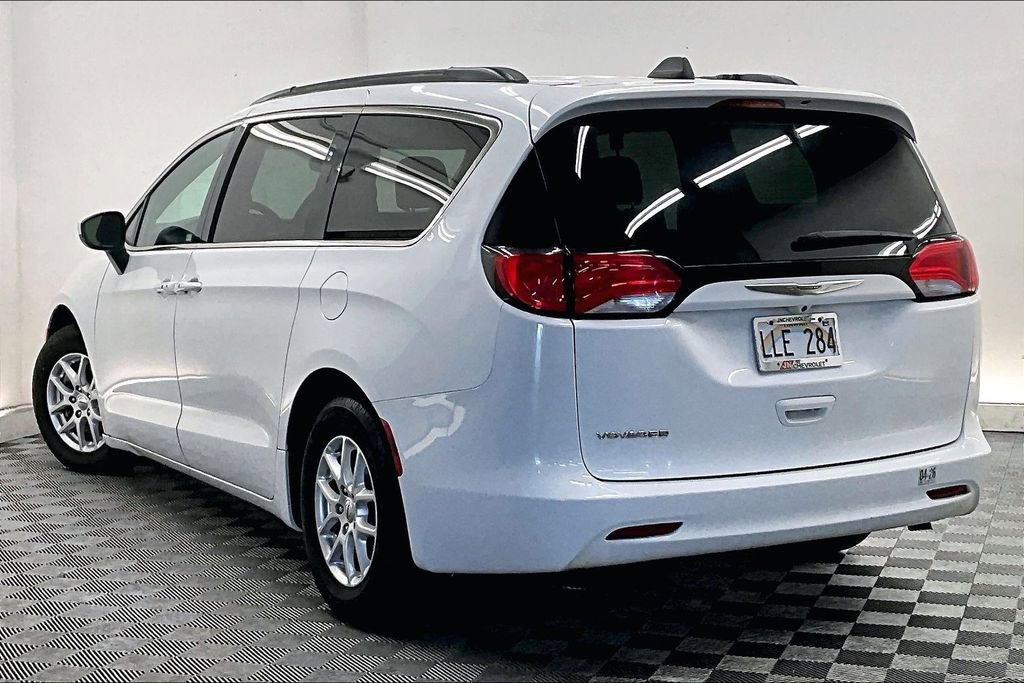 Used 2021 Chrysler Voyager Lxi image 10