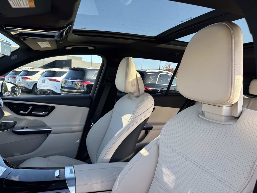 New 2026 Mercedes-Benz GLC 300 4MATIC image 19