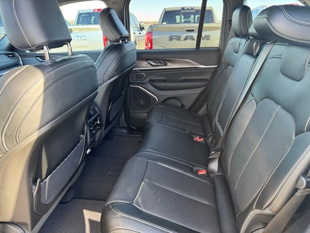 New 2026 Jeep Grand Cherokee Limited Reserve image 26