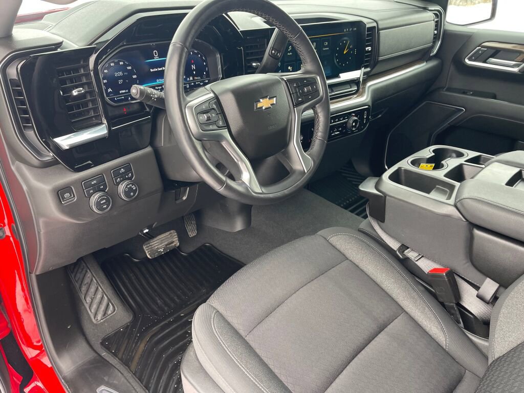 Used 2022 Chevrolet Silverado 1500 LT image 5