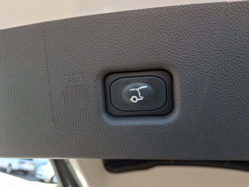 Used 2023 Lincoln Nautilus Reserve w/ Equipment Group 201A image 29