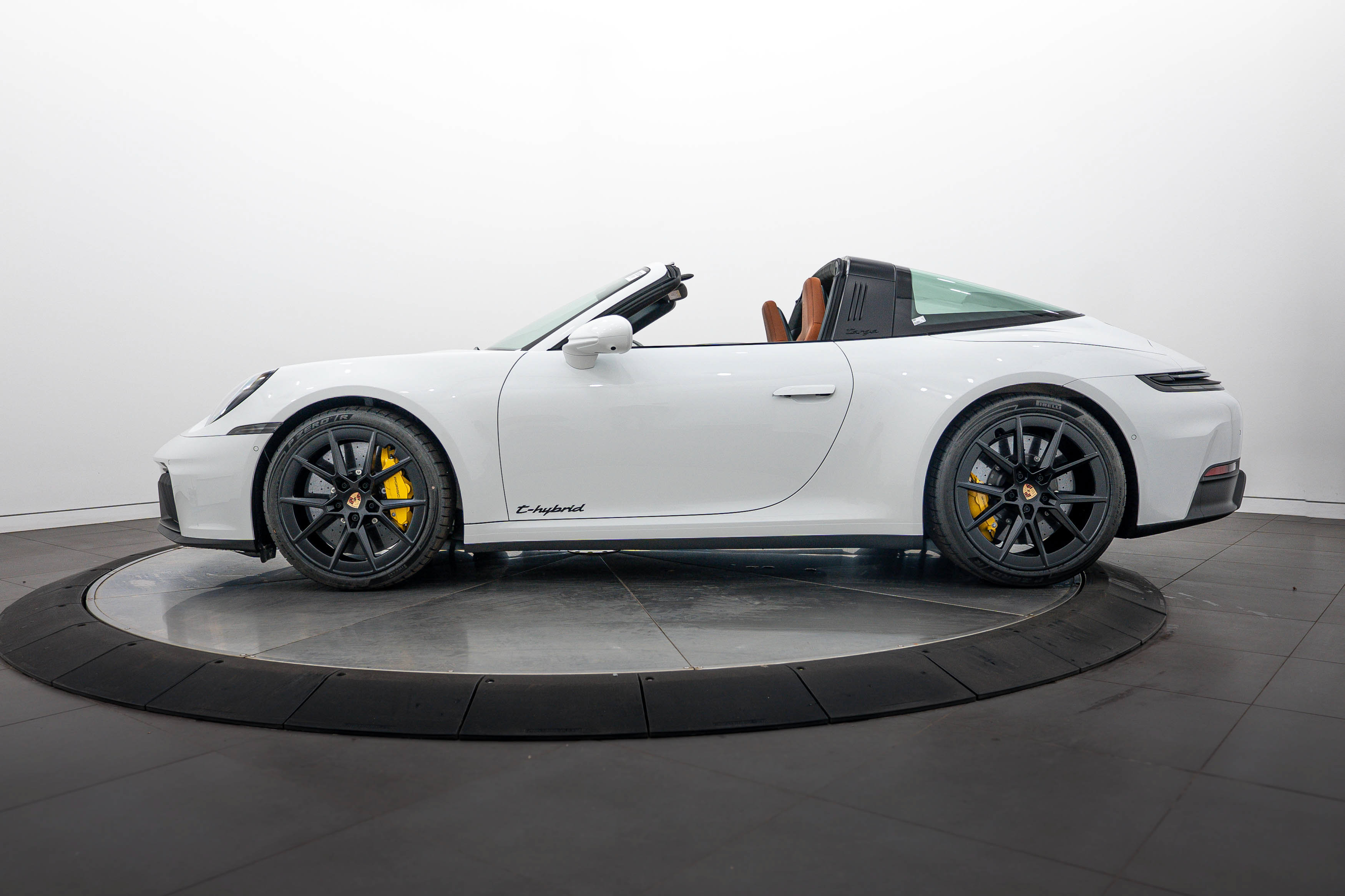 New 2026 Porsche 911 Targa 4 GTS AWD/4WD image 2