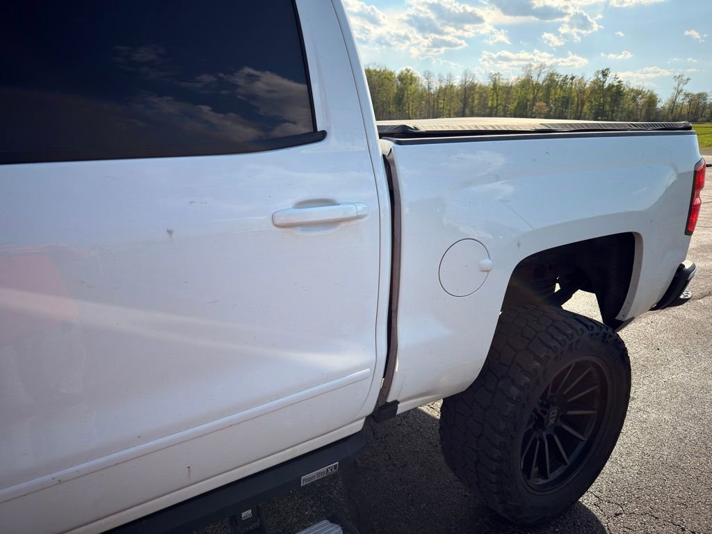 Used 2018 Chevrolet Silverado 1500 LT w/ All Star Edition AWD/4WD image 11