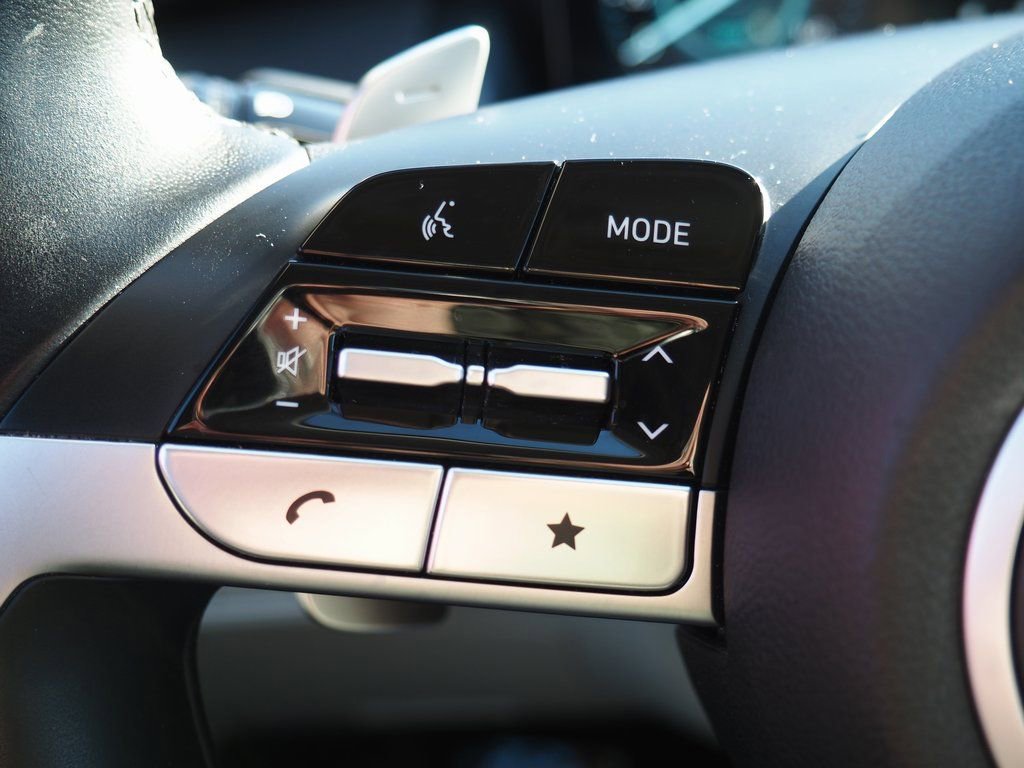 Used 2024 Hyundai Tucson Limited image 22