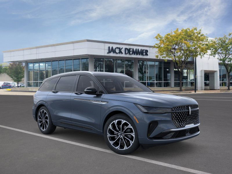 New 2026 Lincoln Nautilus Reserve image 7