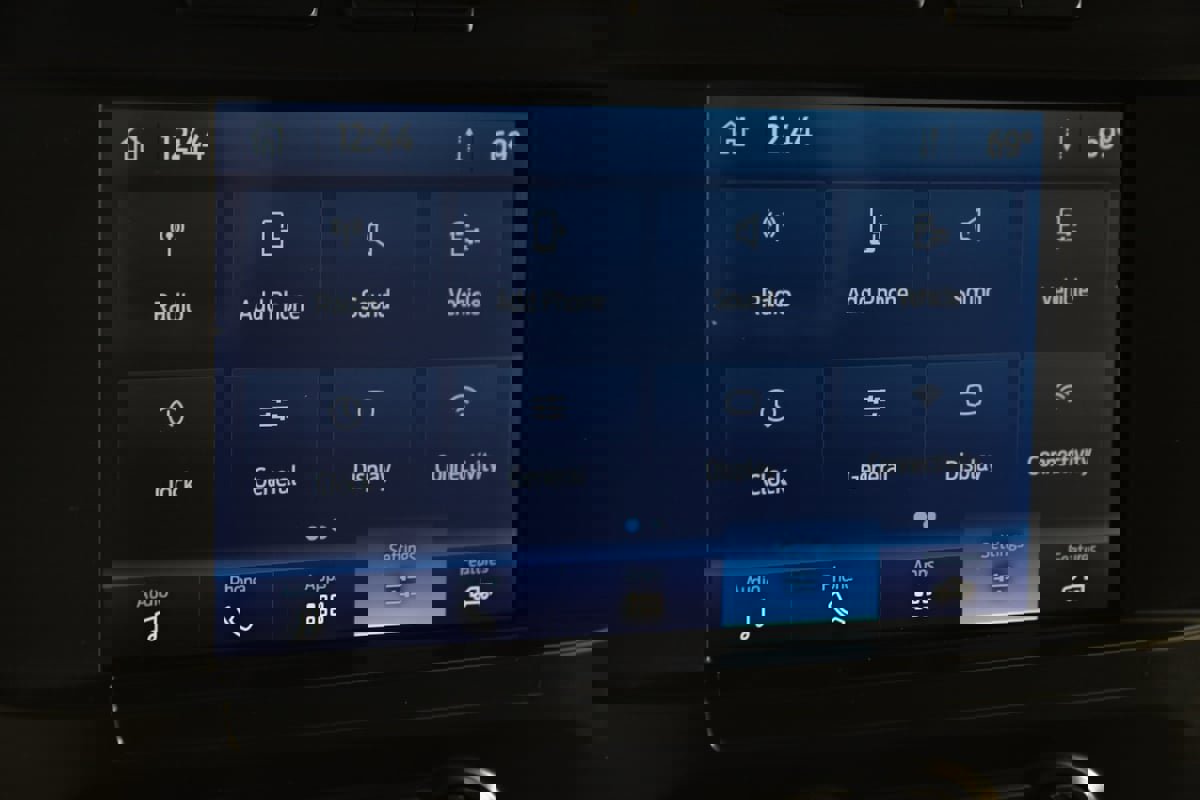 Used 2022 Ford F150 XLT w/ XTR Package image 27