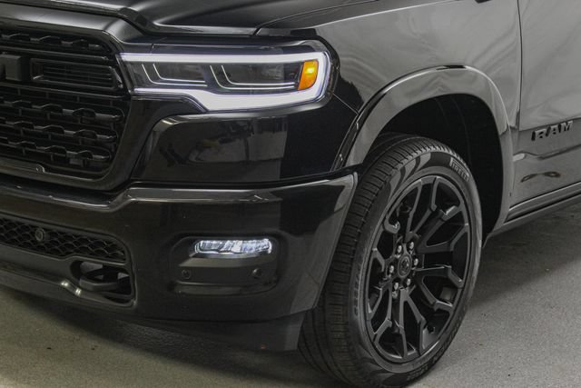 Used 2025 RAM 1500 Limited AWD/4WD image 5
