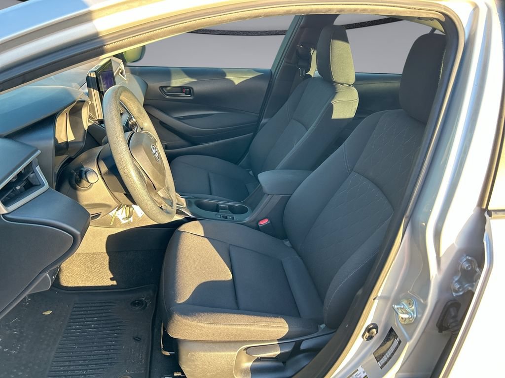 Used 2024 Toyota Corolla LE FWD image 11
