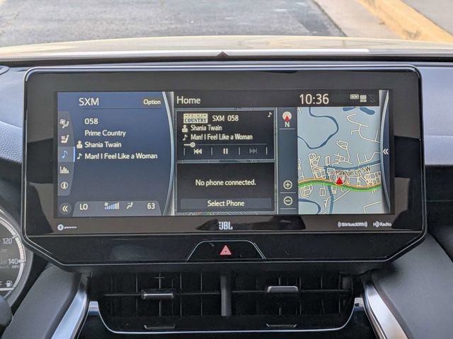 Used 2021 Toyota Venza Limited w/ Advanced Technology Package image 17