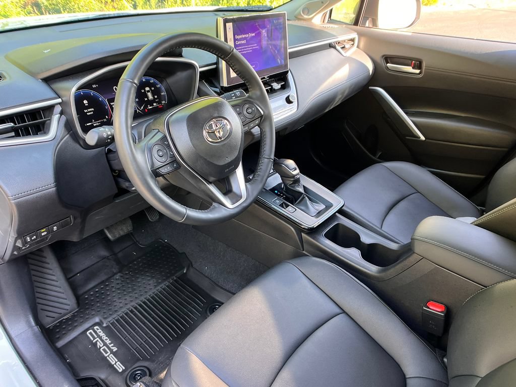 Used 2026 Toyota Corolla Cross XLE w/ Convenience Package AWD/4WD image 10