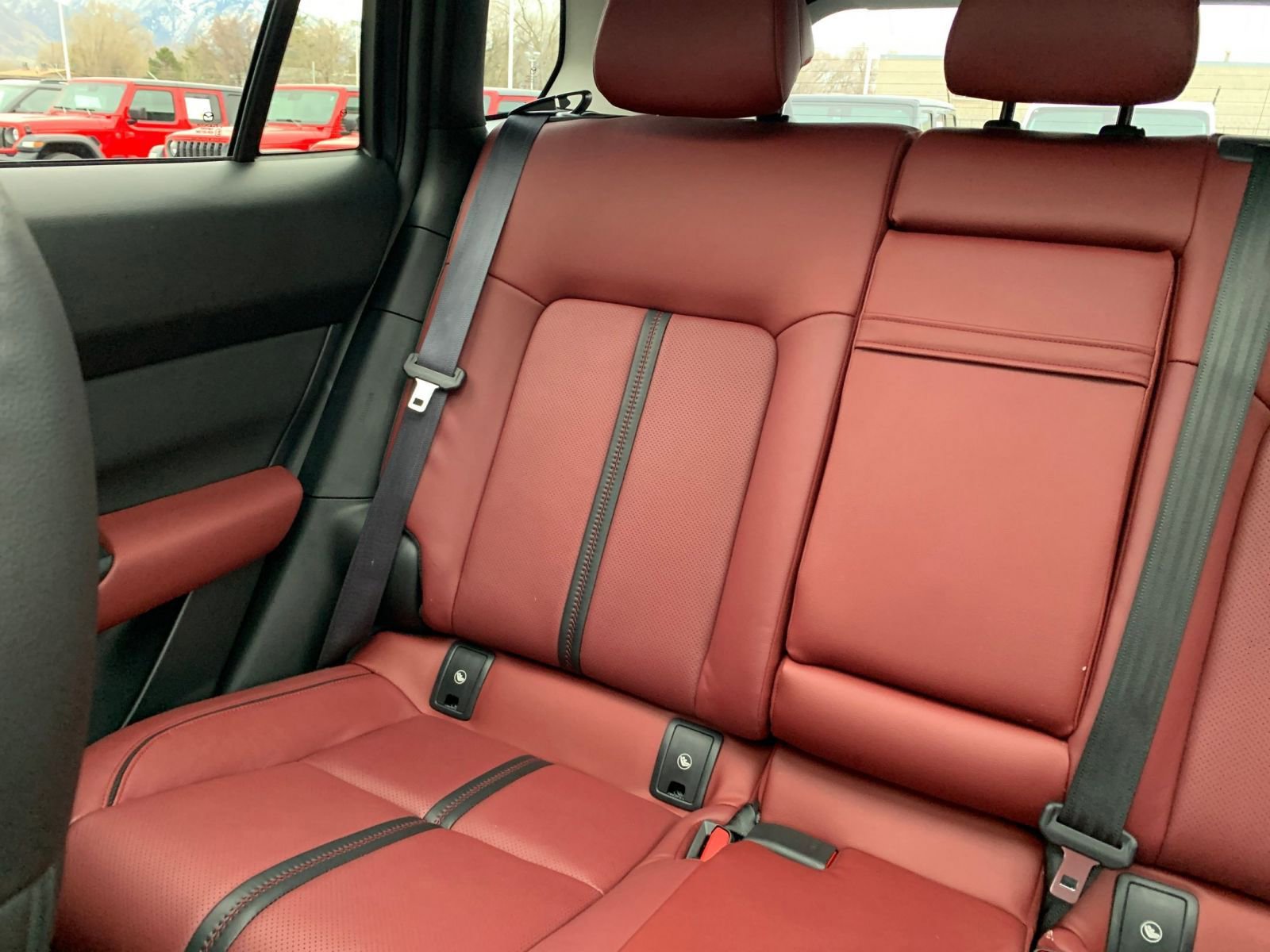 Used 2025 MAZDA CX-50 2.5 Hybrid w/ Premium Plus Pkg image 41