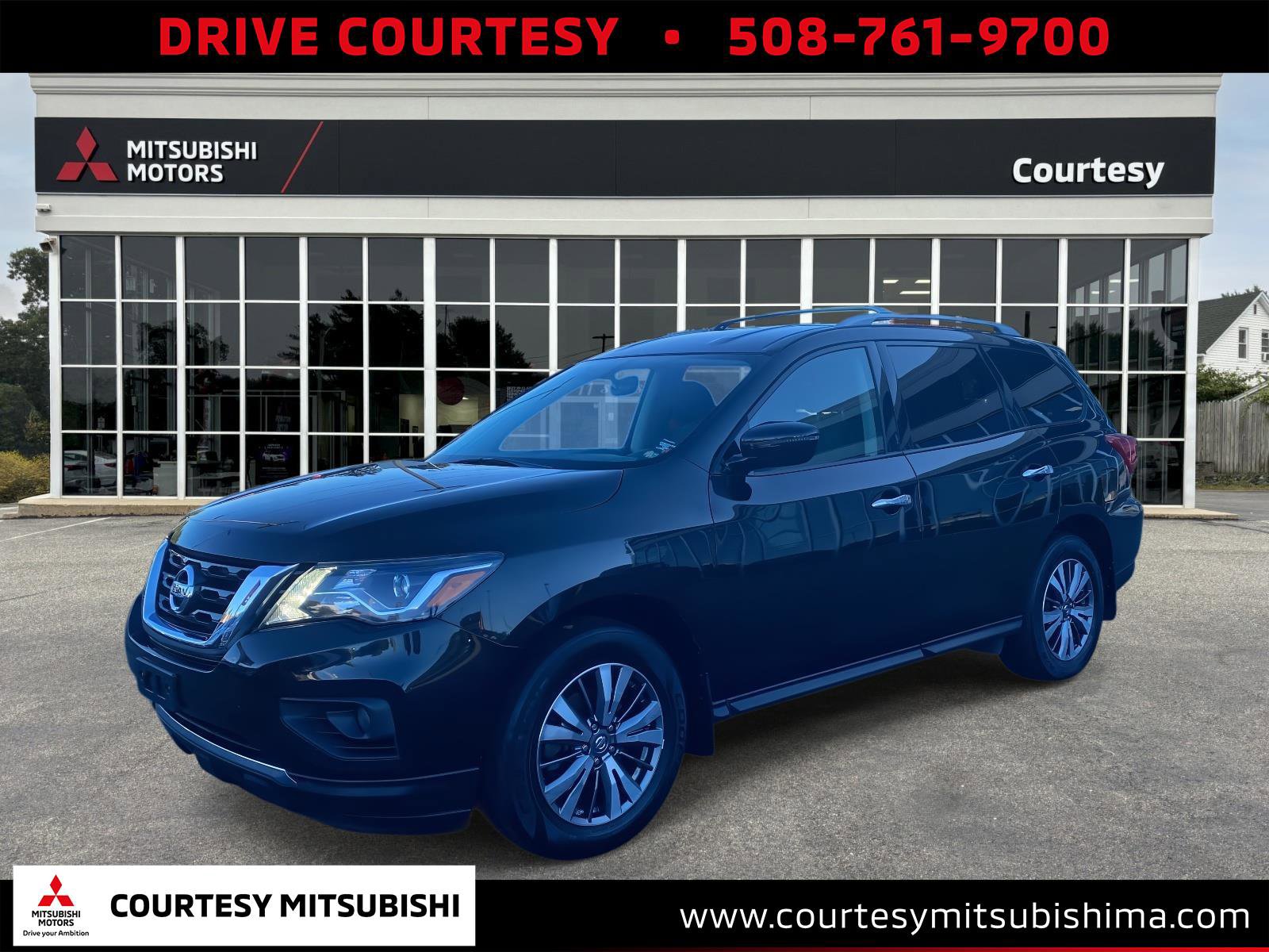 Used 2018 Nissan Pathfinder SV