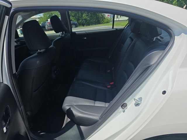 Used 2017 Honda Accord Touring image 22