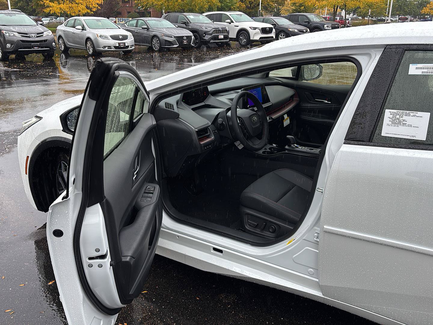 New 2027 Toyota Prius Plug-In Hybrid FWD image 2