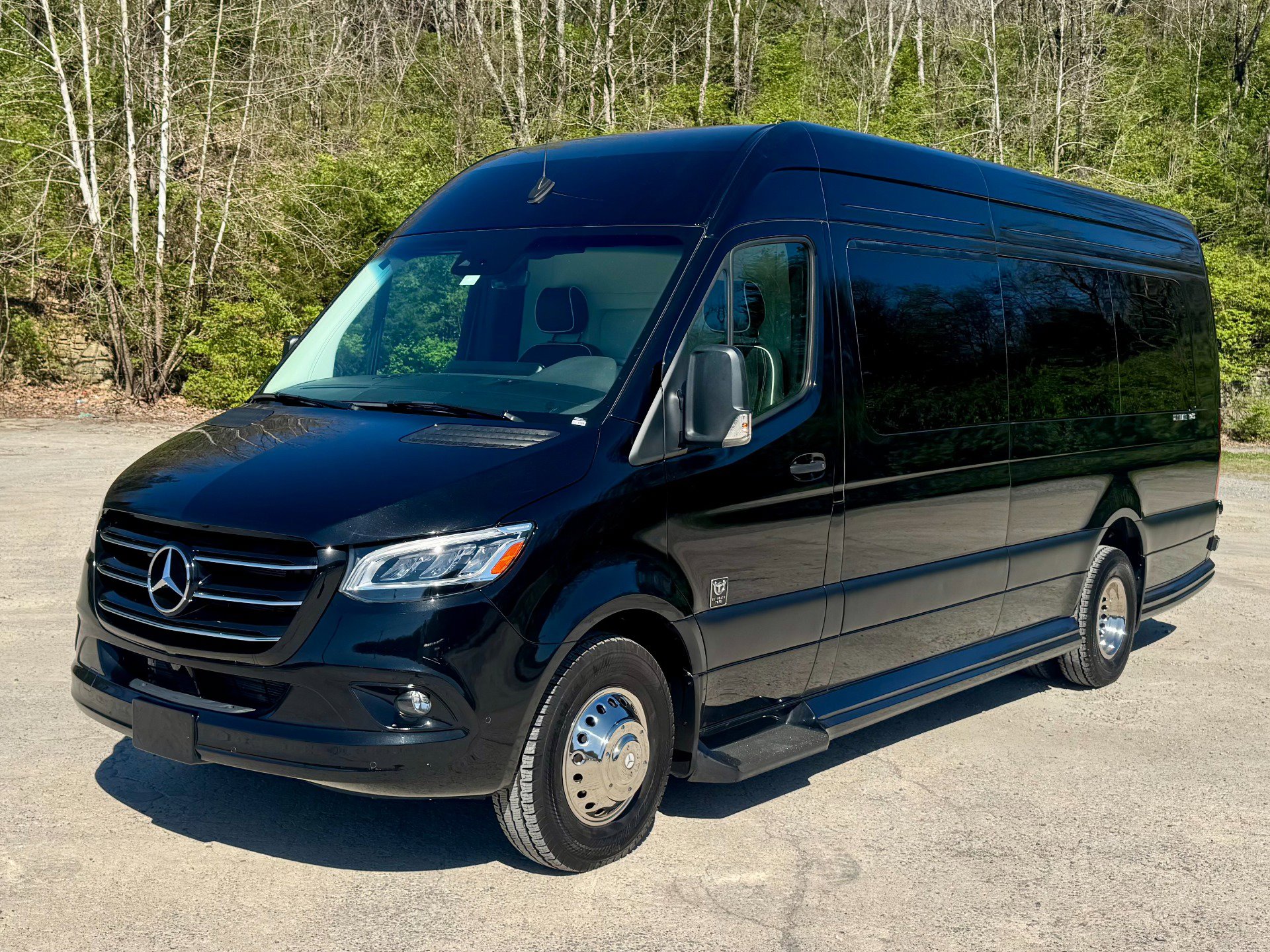 Used 2024 Mercedes-Benz Sprinter 3500 image 2