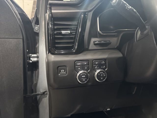 Used 2024 GMC Sierra 2500 AT4 w/ AT4 Premium Plus Package image 15