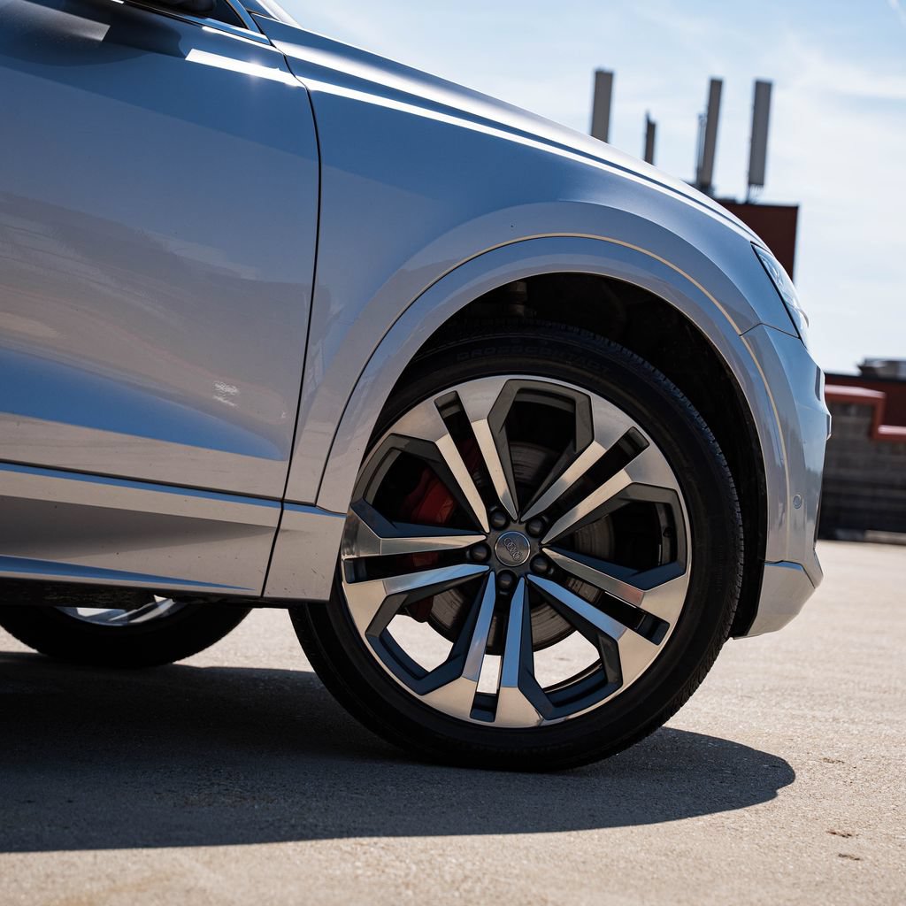 Used 2019 Audi Q8 Premium Plus AWD/4WD image 7