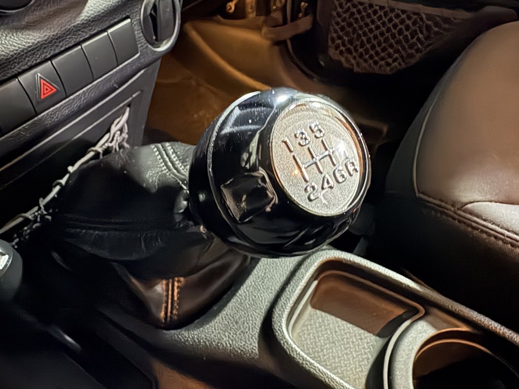 Used 2017 Jeep Wrangler Sport image 18