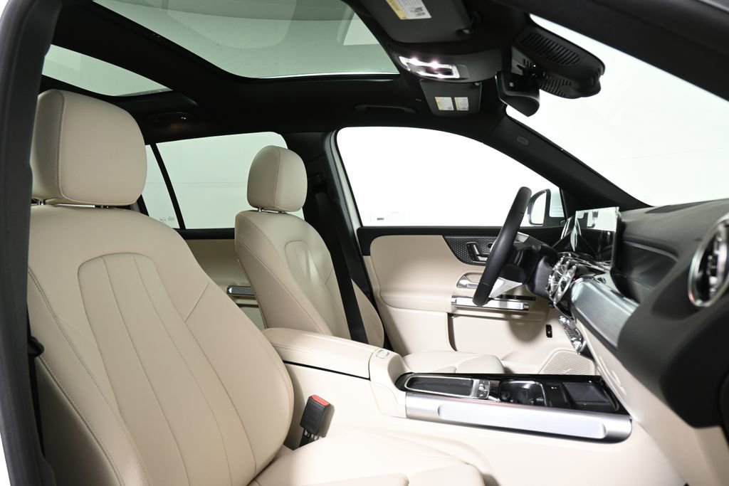 Certified 2026 Mercedes-Benz GLB 250 4MATIC image 27
