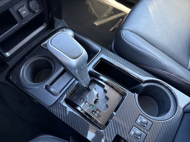 Used 2021 Toyota 4Runner TRD Off-Road Premium AWD/4WD image 26