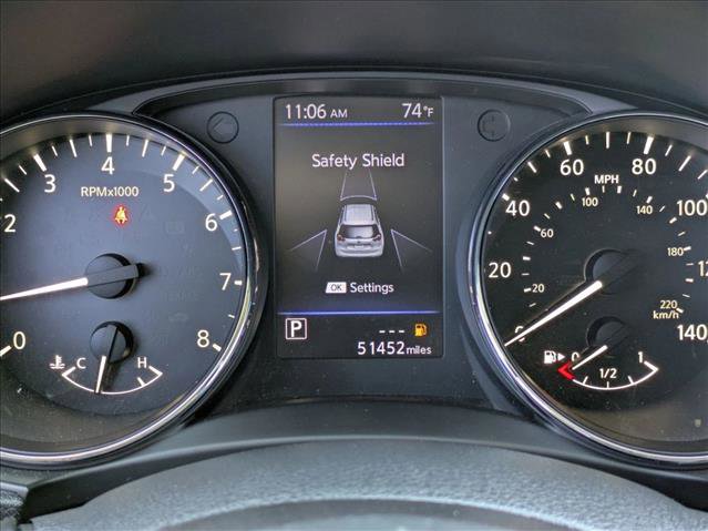 Used 2018 Nissan Rogue SV image 11