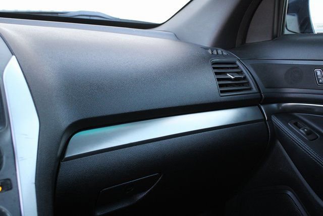 Used 2014 Ford Explorer Base image 15