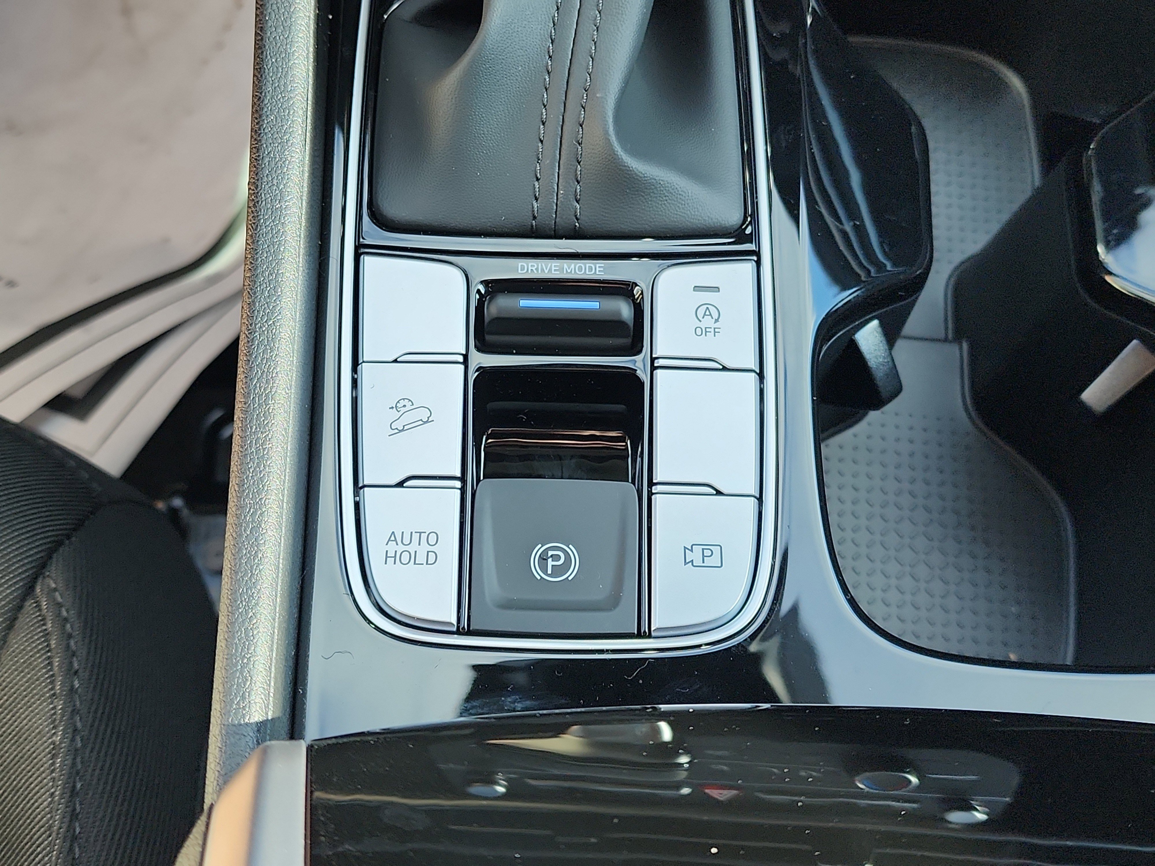 New 2026 Hyundai Tucson SE image 13