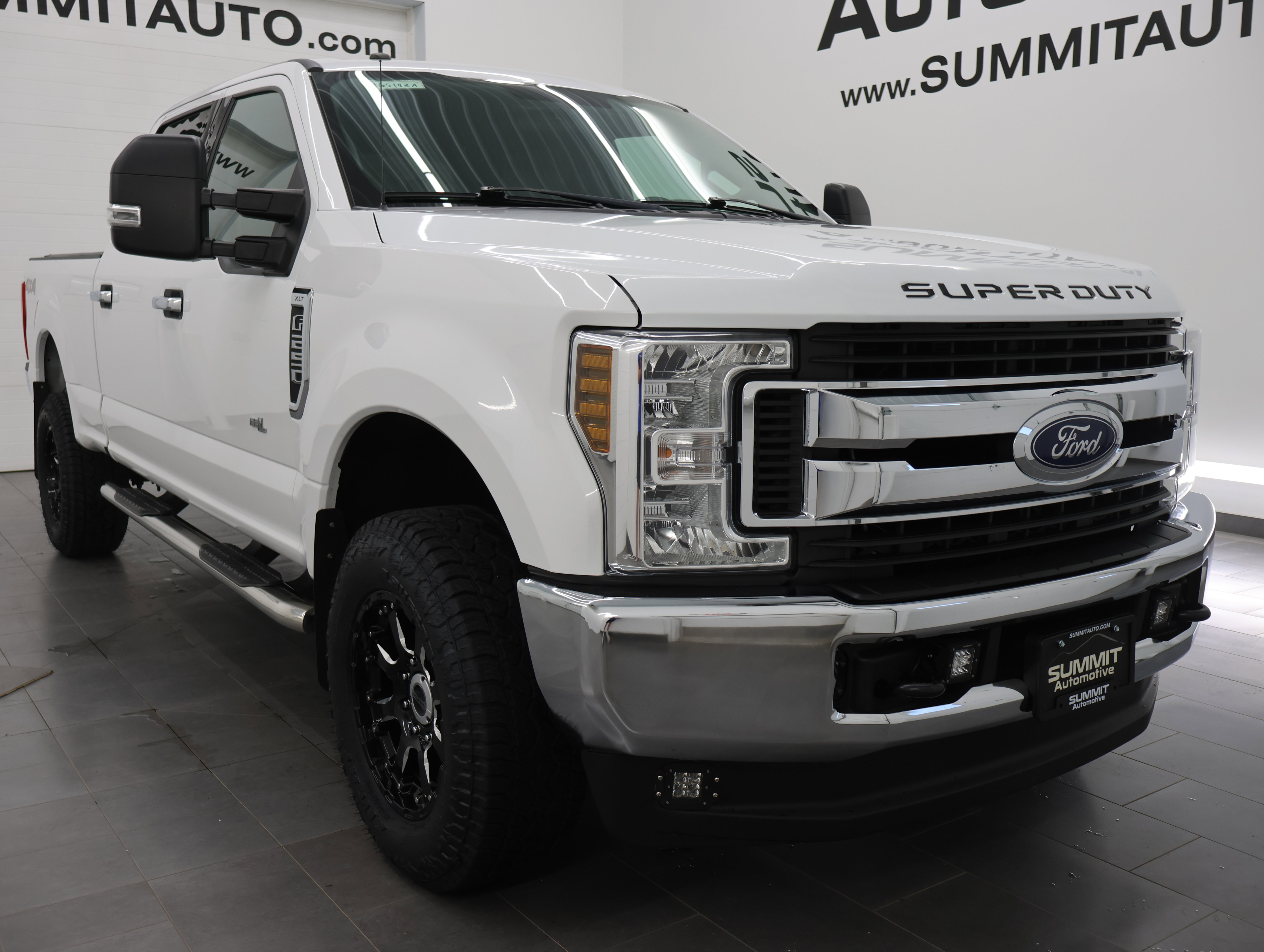 Used 2018 Ford F250 XLT AWD/4WD image 2