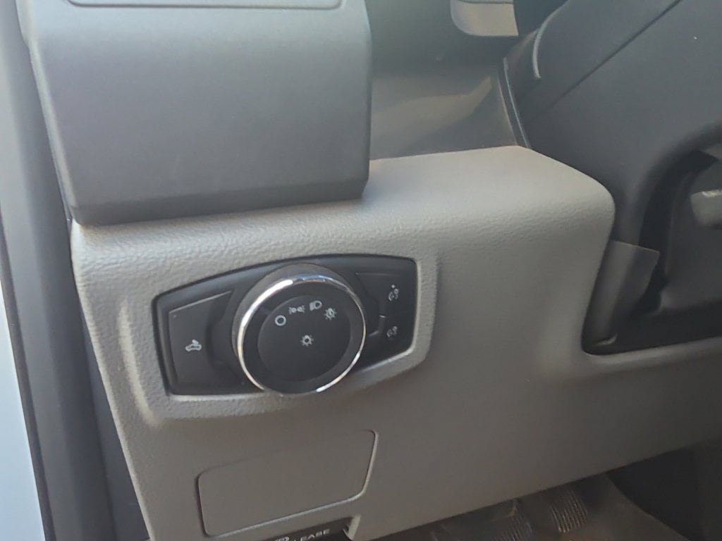 Used 2017 Ford F250 XL w/ STX Appearance Package AWD/4WD image 18