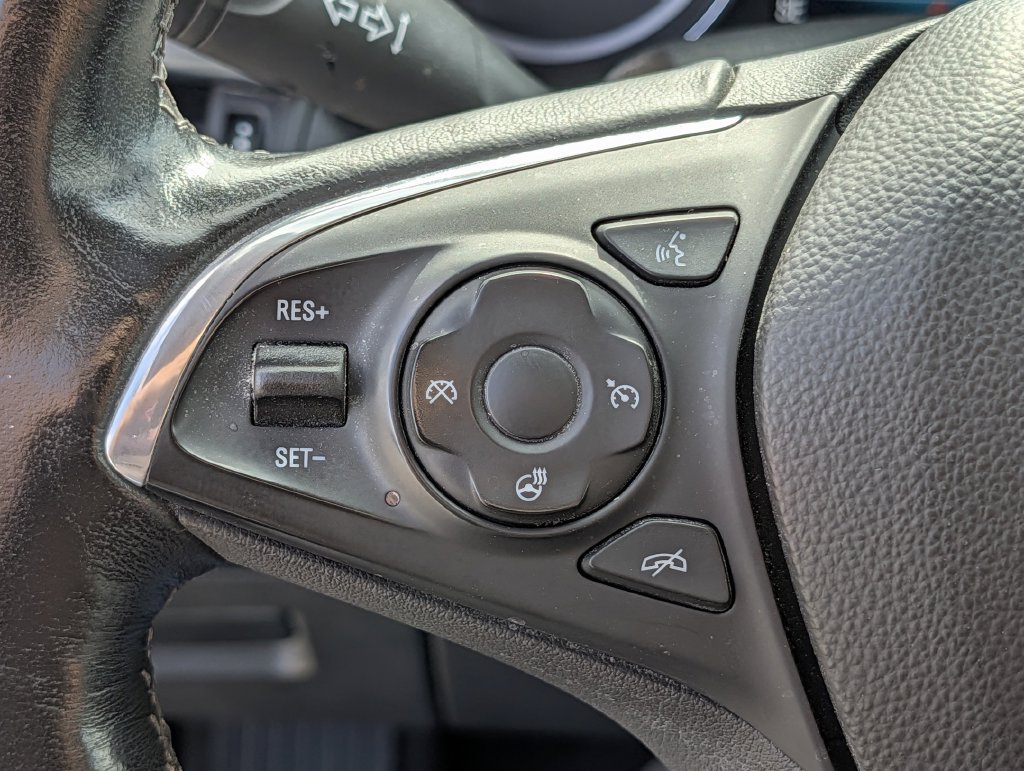 Used 2020 Buick Envision Essence FWD image 20