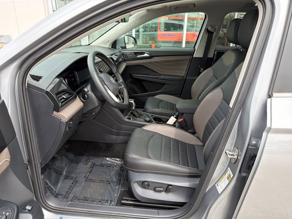 Certified 2024 Volkswagen Taos SEL image 11