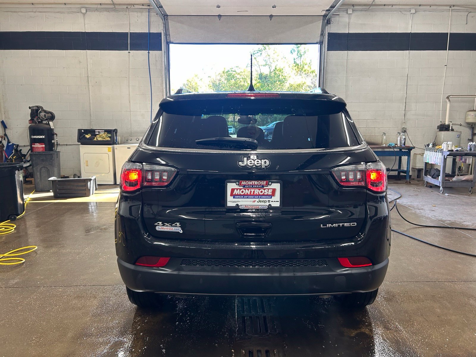 Certified 2024 Jeep Compass Limited AWD/4WD image 5