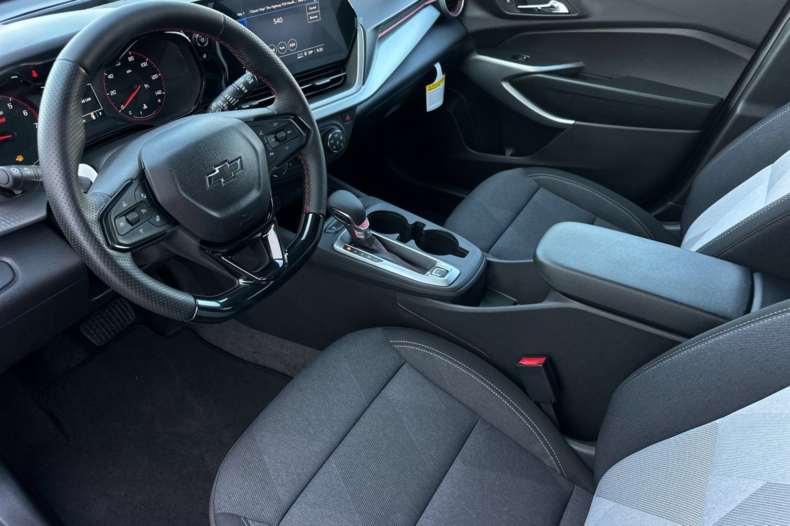 New 2026 Chevrolet Trax RS w/ Driver Confidence Package FWD image 10