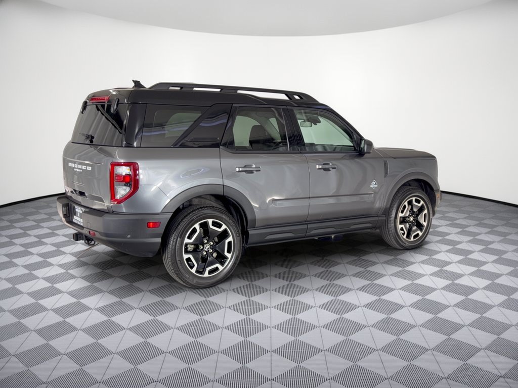 Used 2022 Ford Bronco Sport Outer Banks w/ Tech Package AWD/4WD image 9
