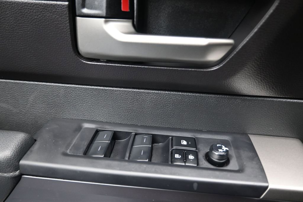 Used 2025 Toyota Tundra SR5 AWD/4WD image 13