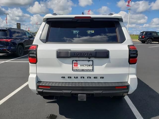 New 2026 Toyota 4Runner SR5 AWD/4WD image 6