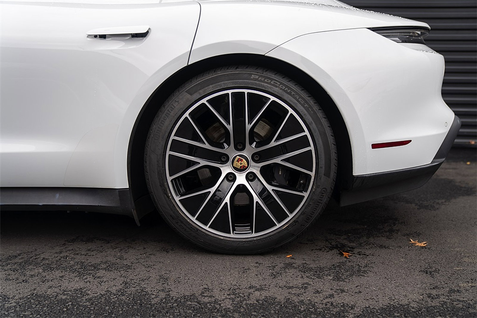 Certified 2023 Porsche Taycan image 23